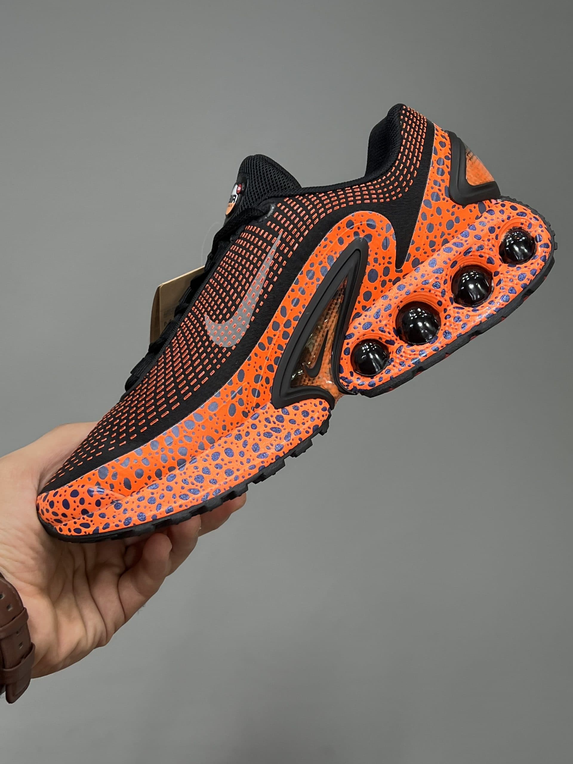 نایک ایرمکس دی ان مشکی نارنجی NIKE AIRMAX DN — تصویر ۴