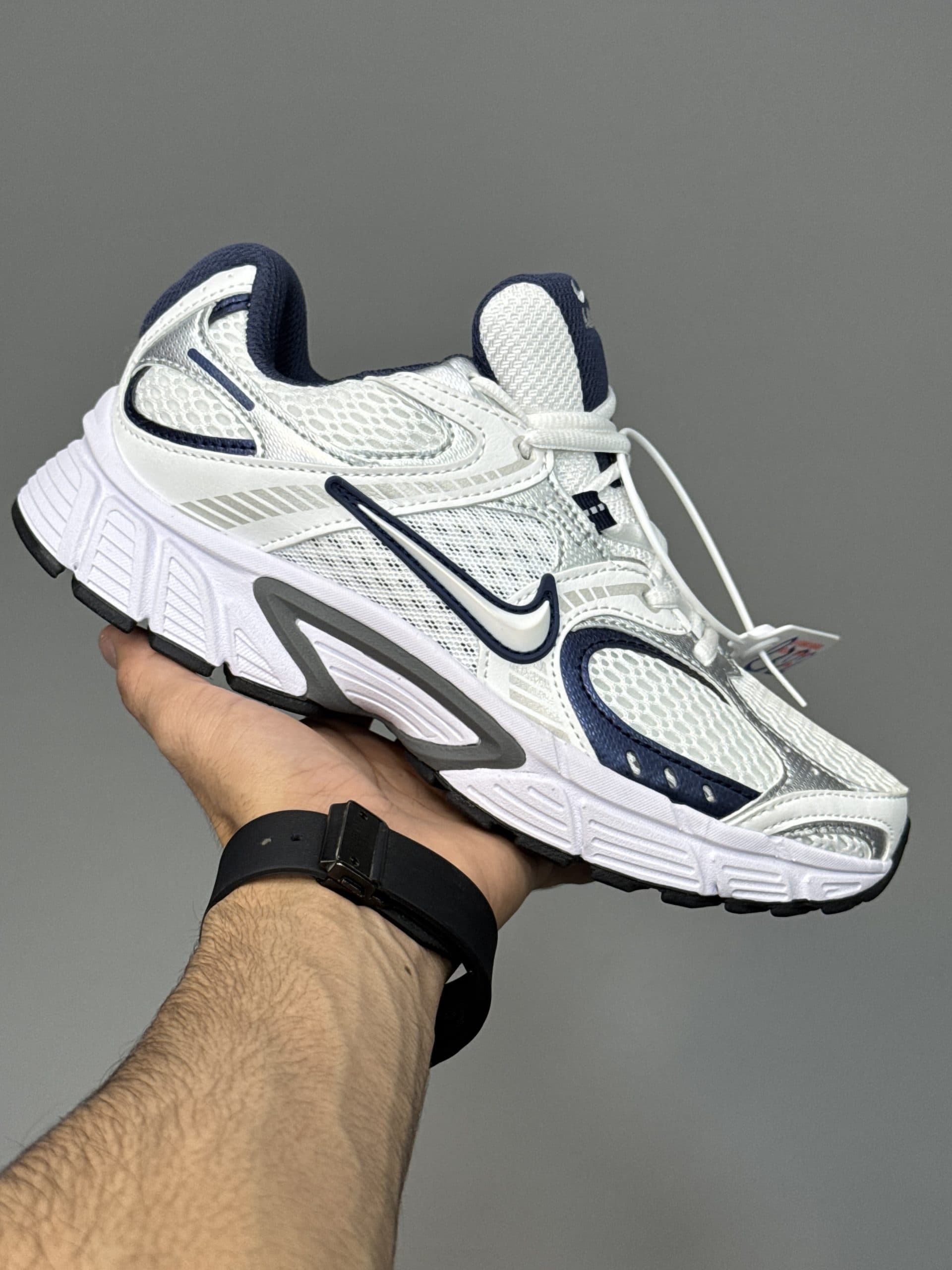 نایک وی فایو سفید سورمه ای NIKE V5