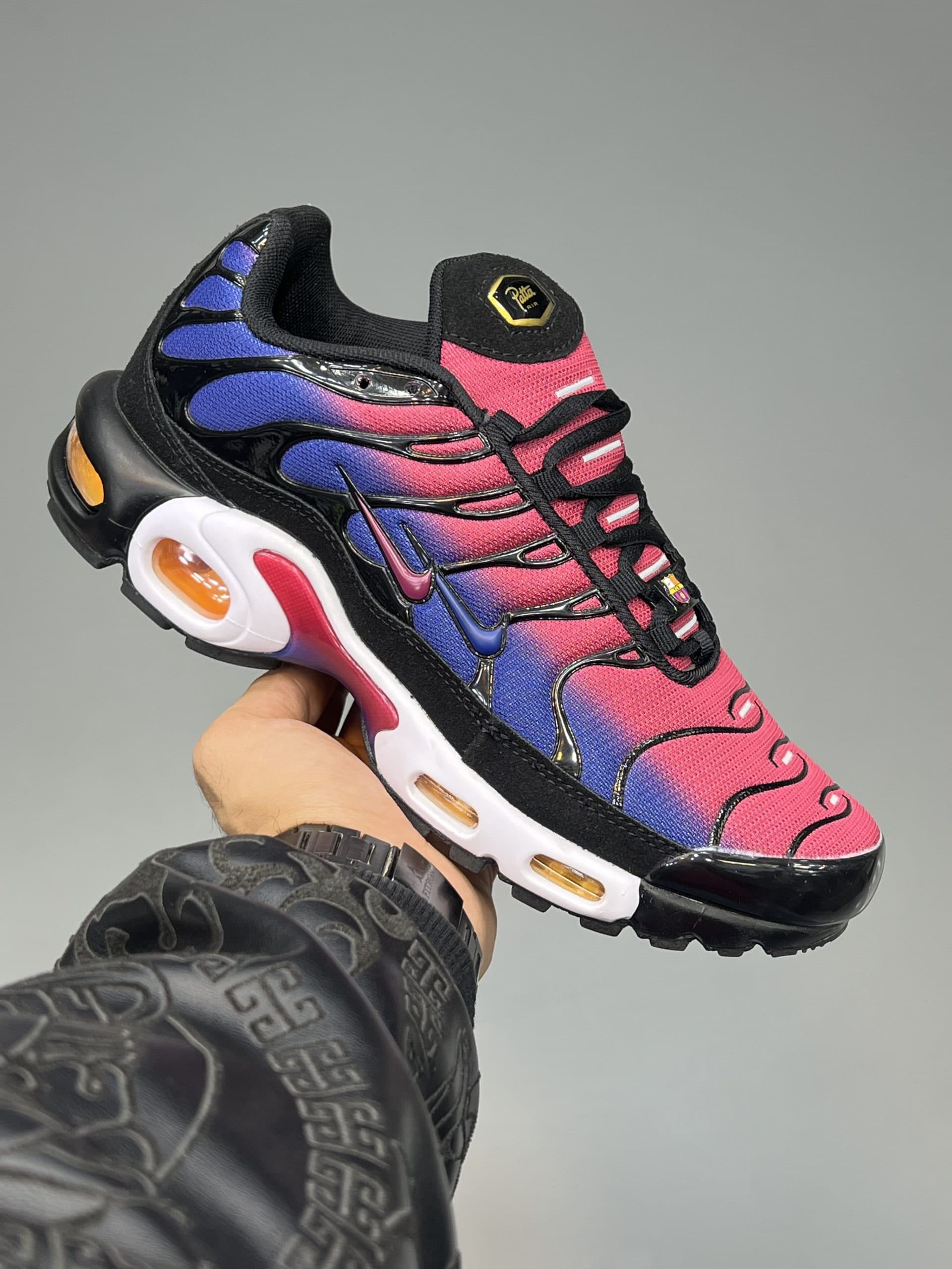 نایک ایرمکس تی ان بارسلونا NIKE TN AIR MAX PLUS — تصویر ۲
