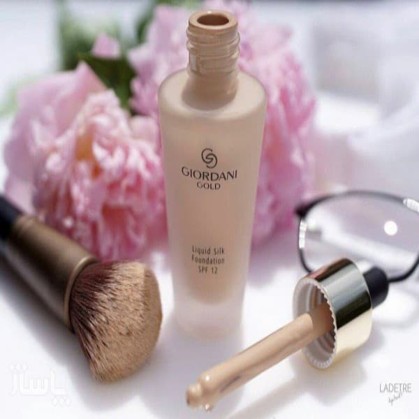 کرم پودر مایع قطره چکانی سیلک جوردانی گلد Liquid Silk Giordani Gold — تصویر ۳