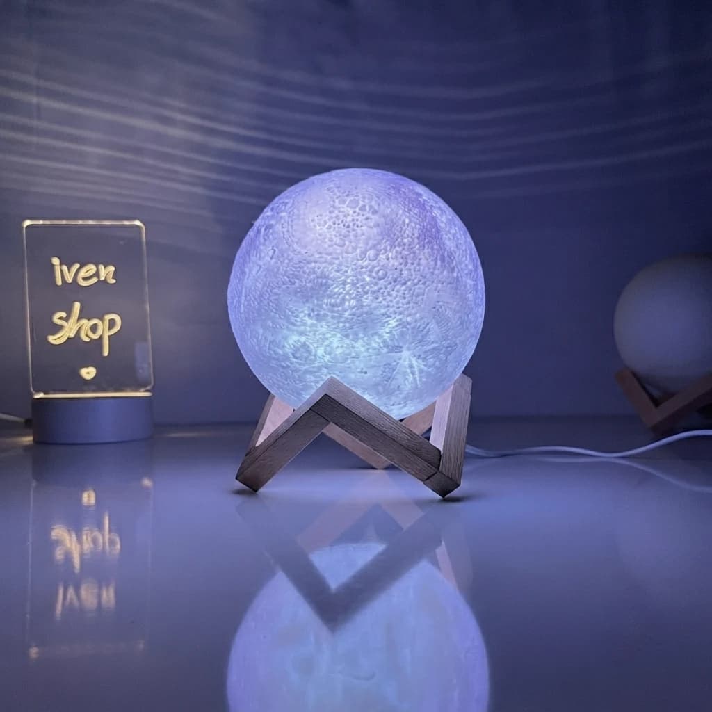 چراغ خواب پایه چوبی مدل ماه