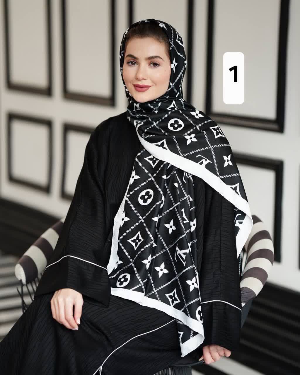 شال ابریشم سفید مشکی وارداتی در 4 طرح