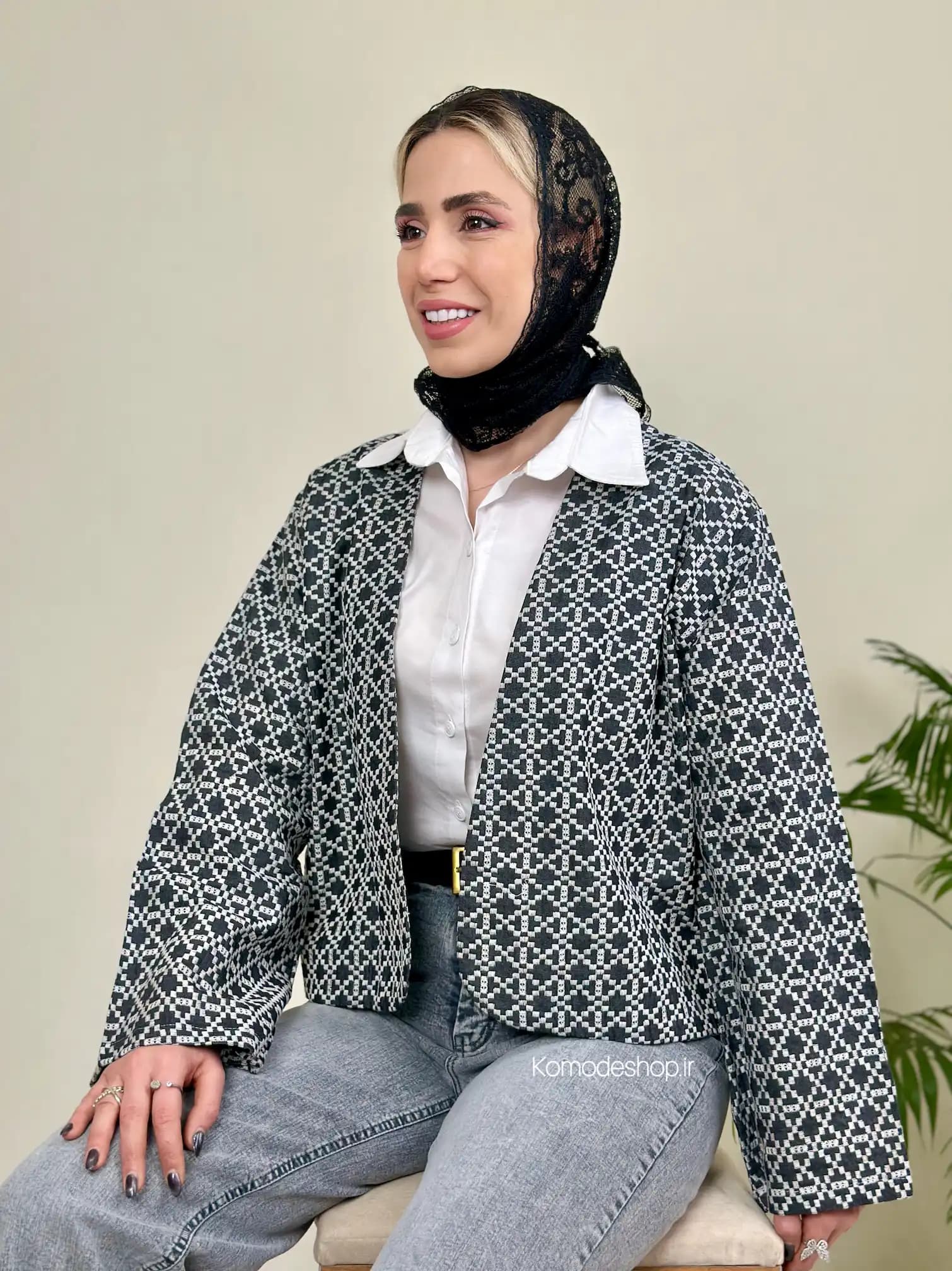 کت جین زنانه گلدوزی شده مدل تانیا — تصویر ۴