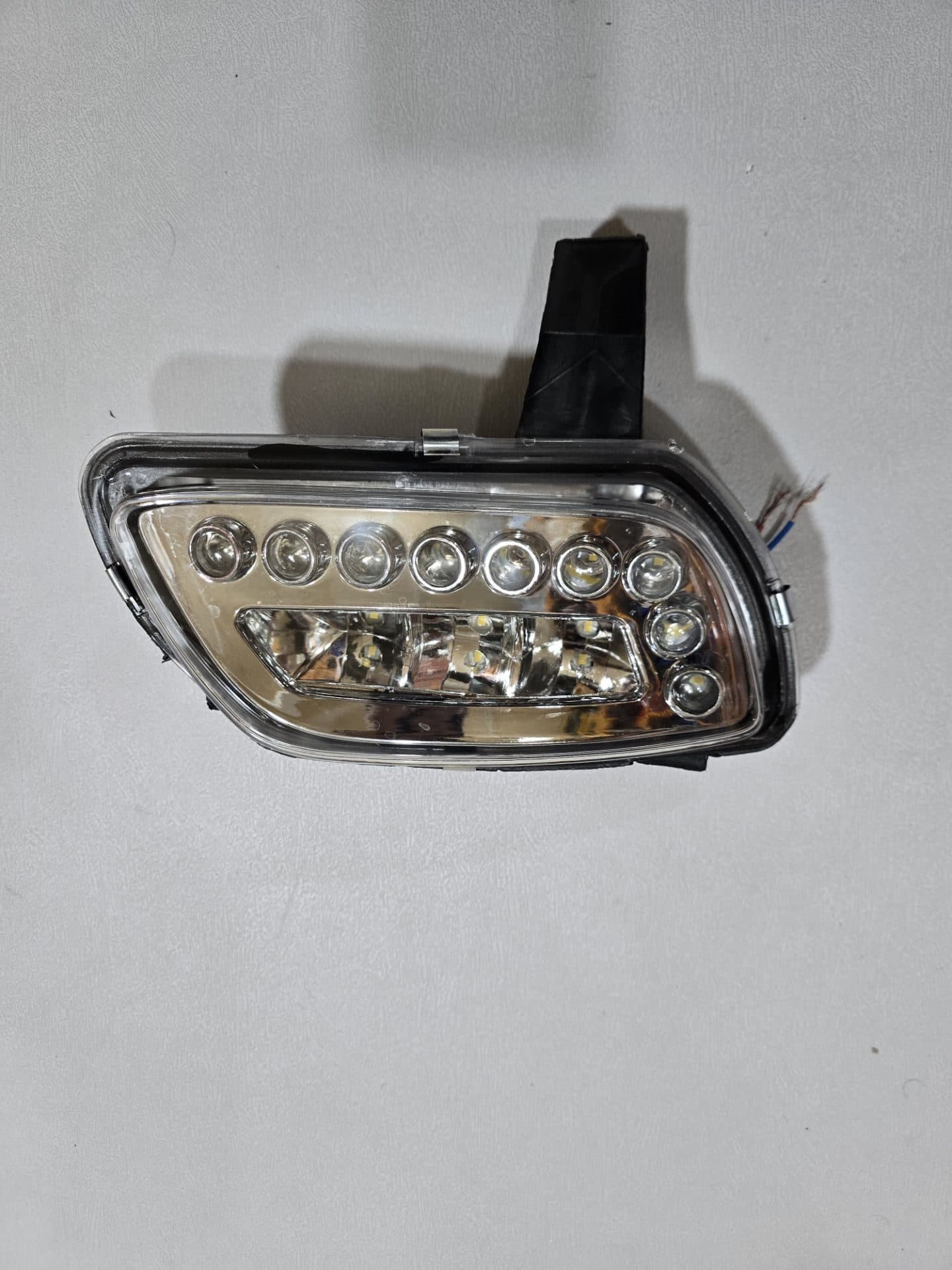 پروژکتور پژو پارس LED مهشکن دیلایت دار بسته دوعددی — تصویر ۲