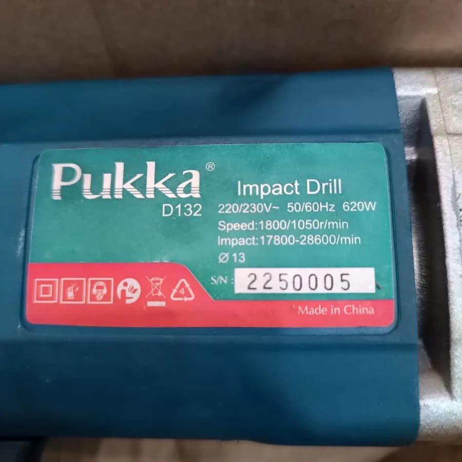 دریل دو دور ضربه ای 620 وات 1800 دور سه نظام آچاری پوکا مدل D132 — تصویر ۴