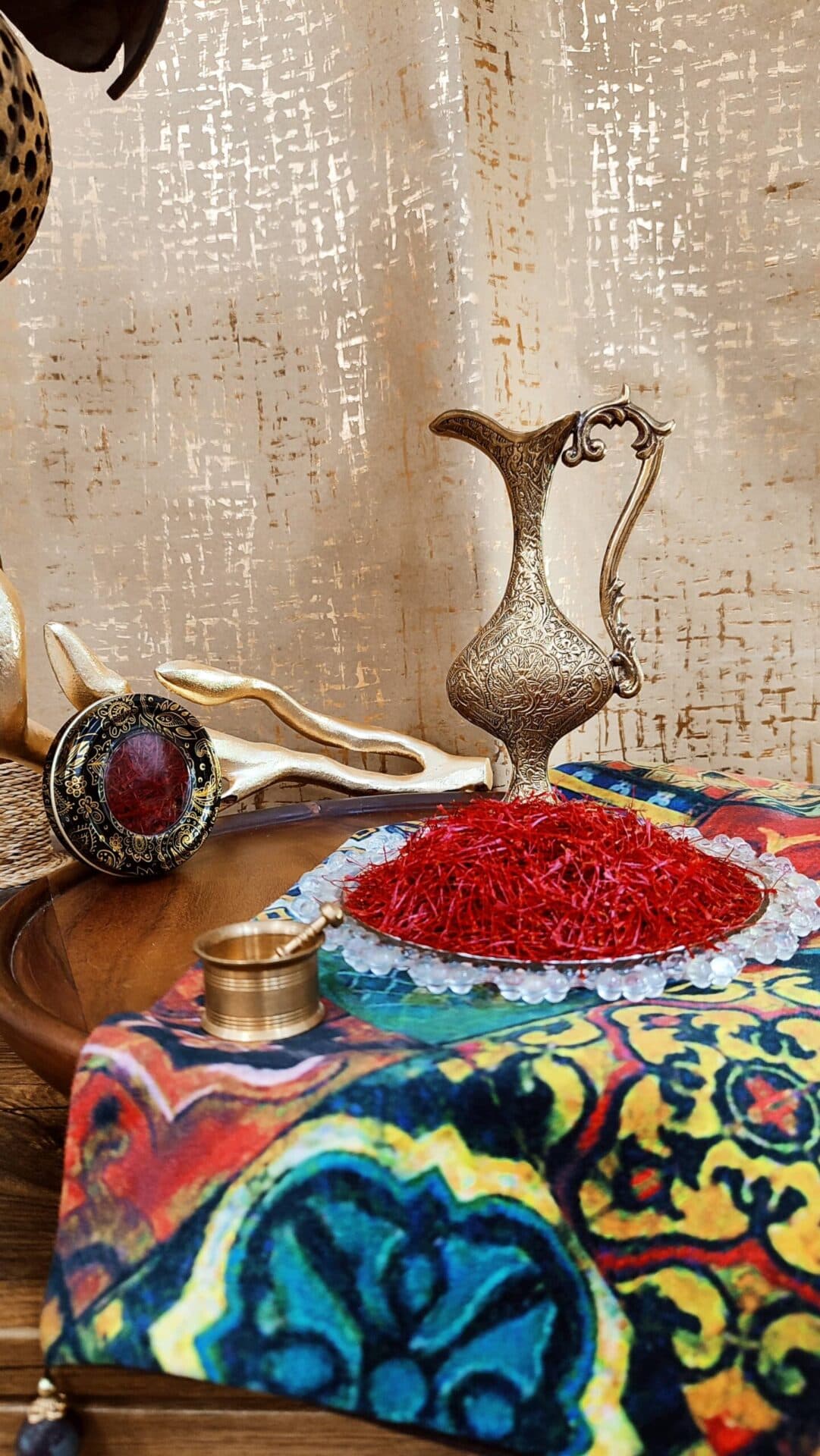 زعفران نگین طرح اشکانیان — تصویر ۴