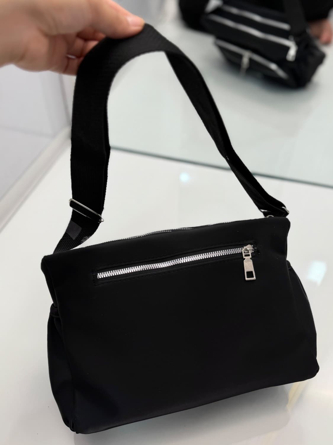 کیف برزنت زارا — تصویر ۲