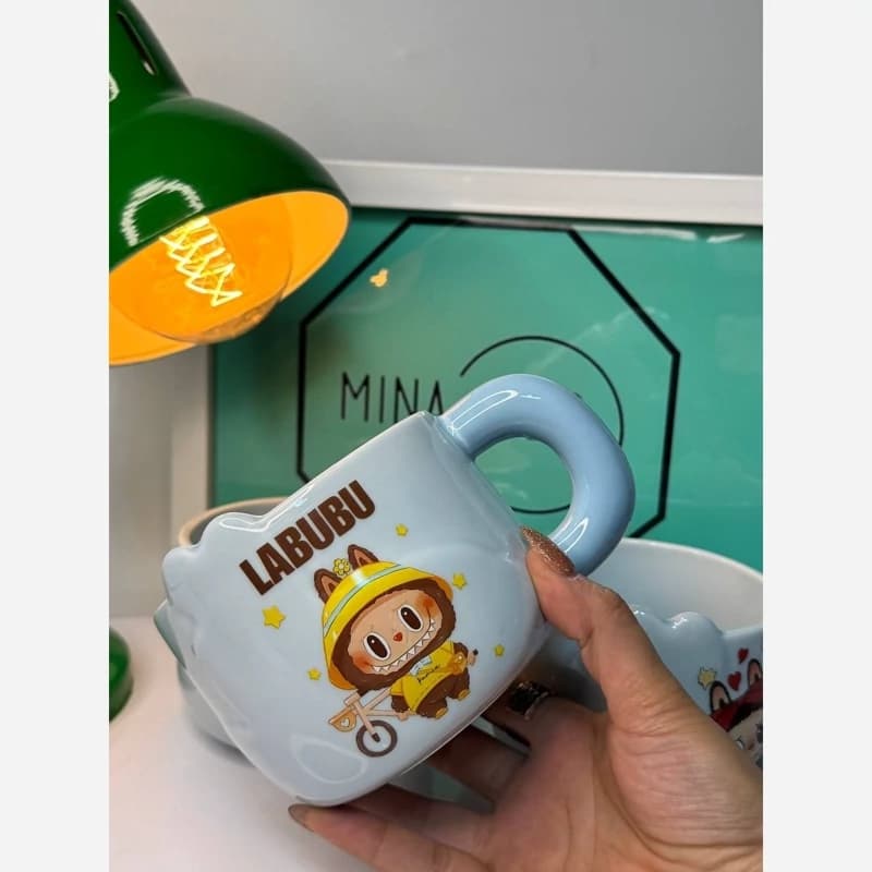 ماگ بزرگ لب برجسته لبوبو کد 001551