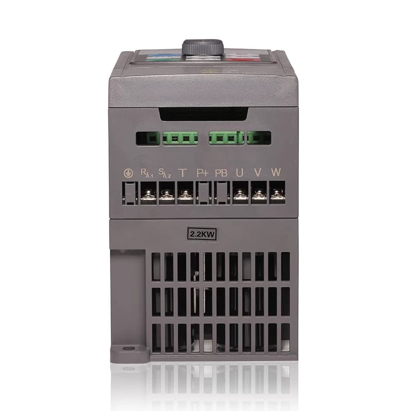 اینورتر BETA B200 سه فاز 15 کیلووات مدل B200-15G-4T — تصویر ۳