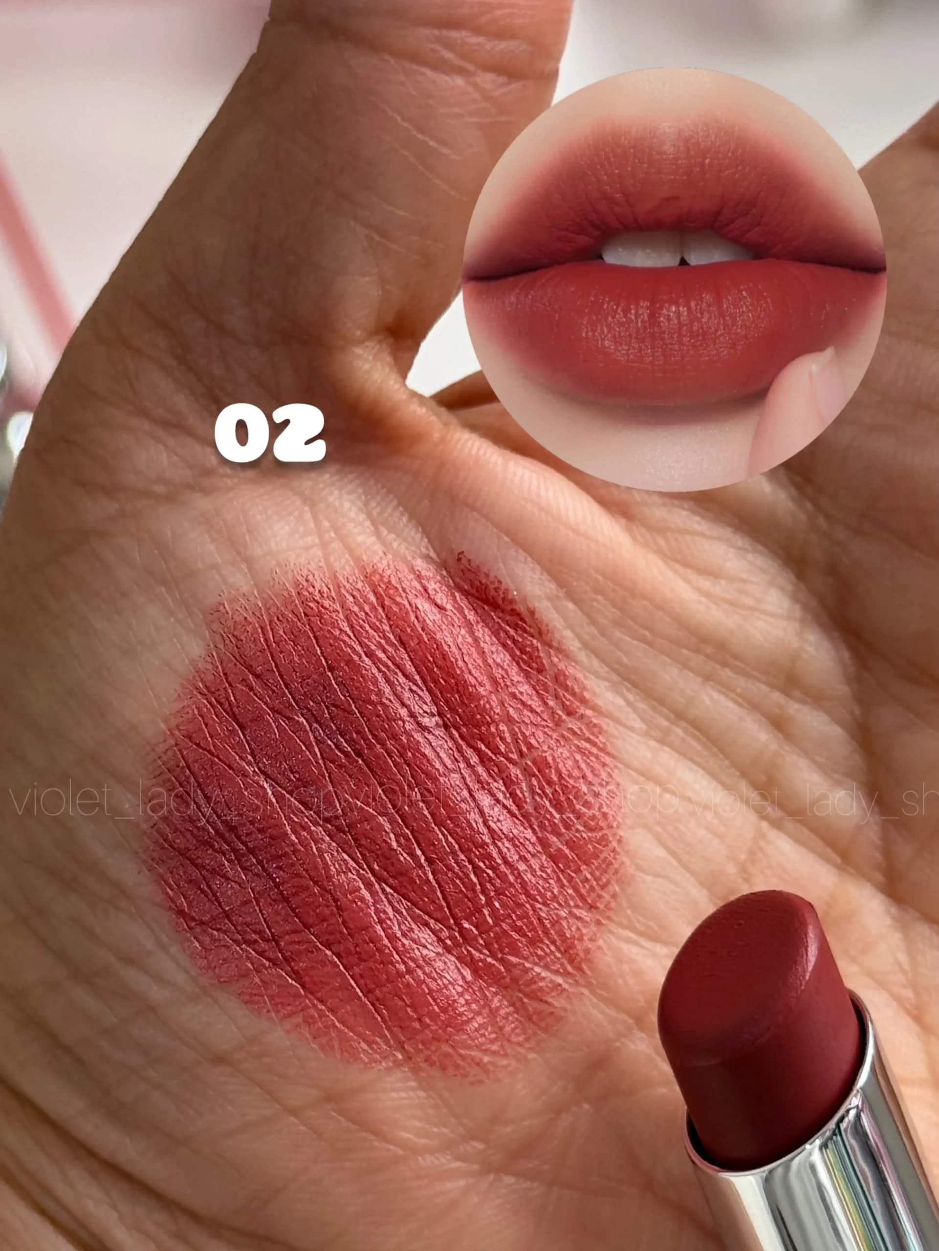 رژ جامد مخملی دورهو طرح Dior — تصویر ۶