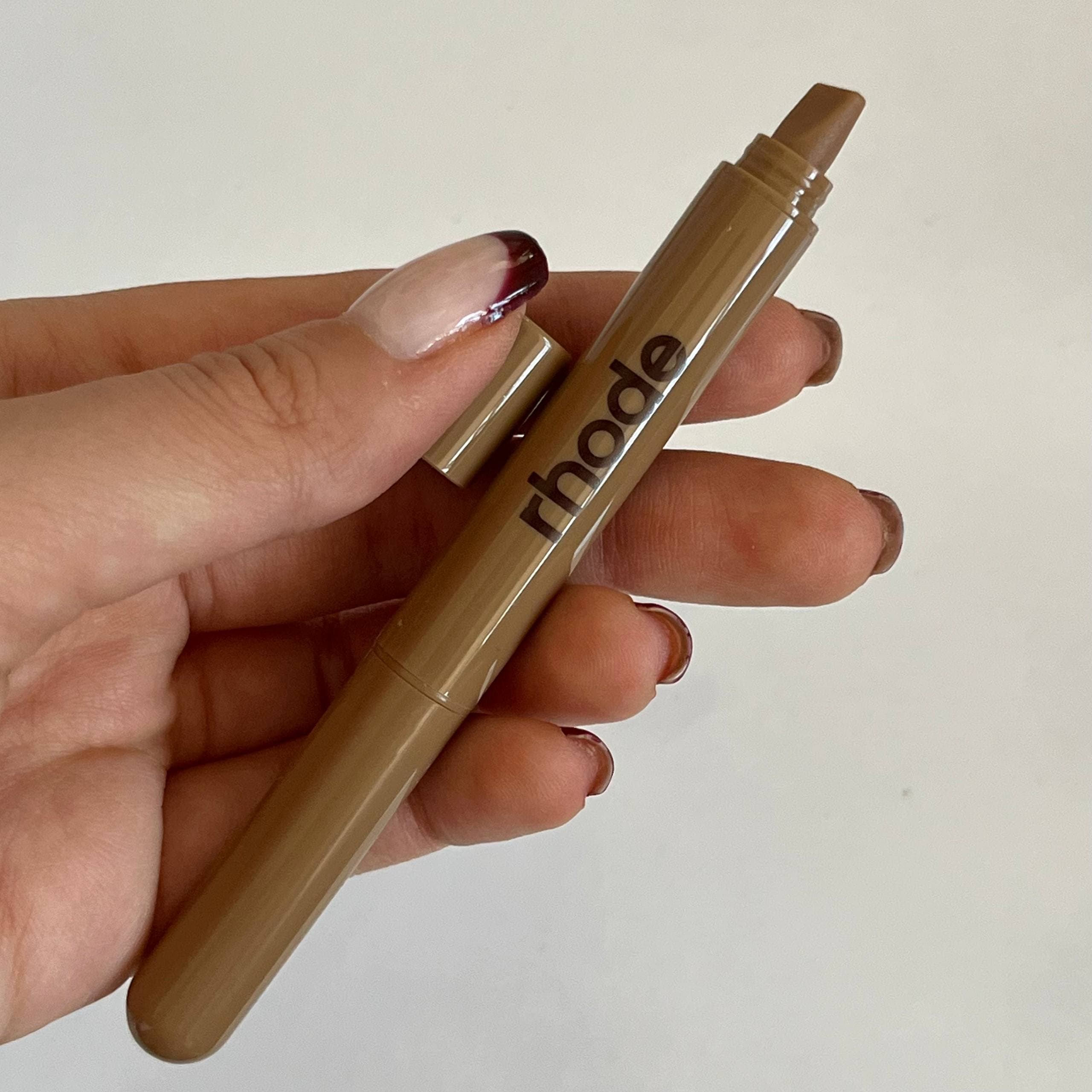 خط لب رودRhode — تصویر ۴