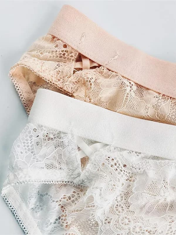 ست شورت و سوتین فنردار اسفنجی اروپایی 8037 کد 39200 — تصویر ۴