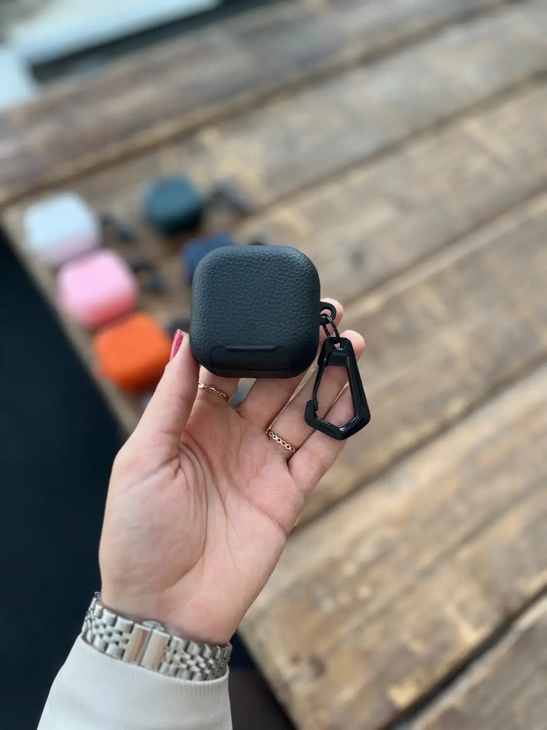 کاور هندزفری سامسونگ Buds 4pro — تصویر ۳