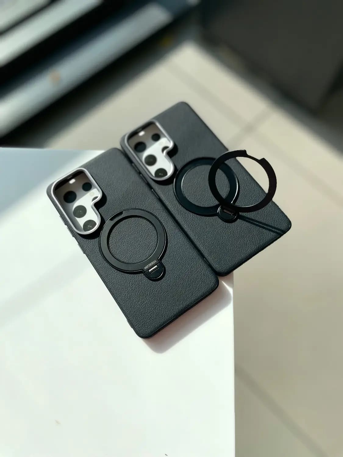 کاور مگسیف چرم S26 Ultra — تصویر ۷