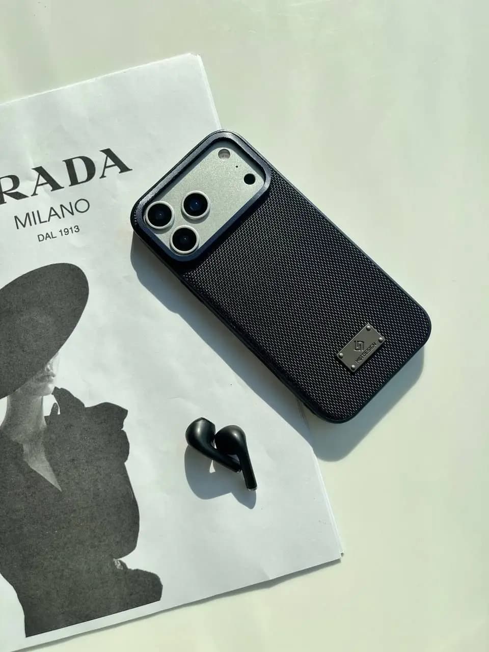 قاب گوشی آیفون 17 pro max — تصویر ۹