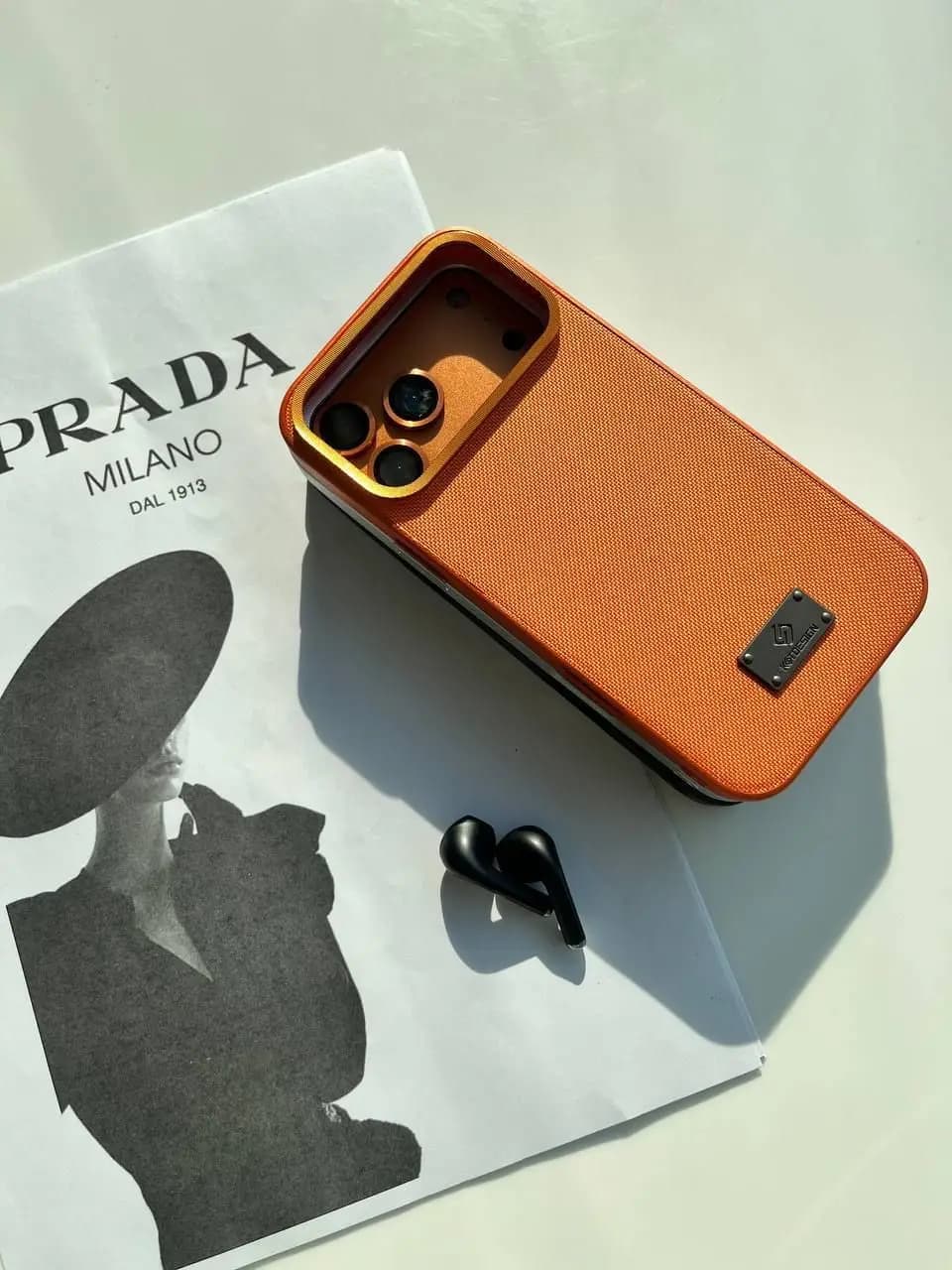 قاب گوشی آیفون 17 pro max — تصویر ۴