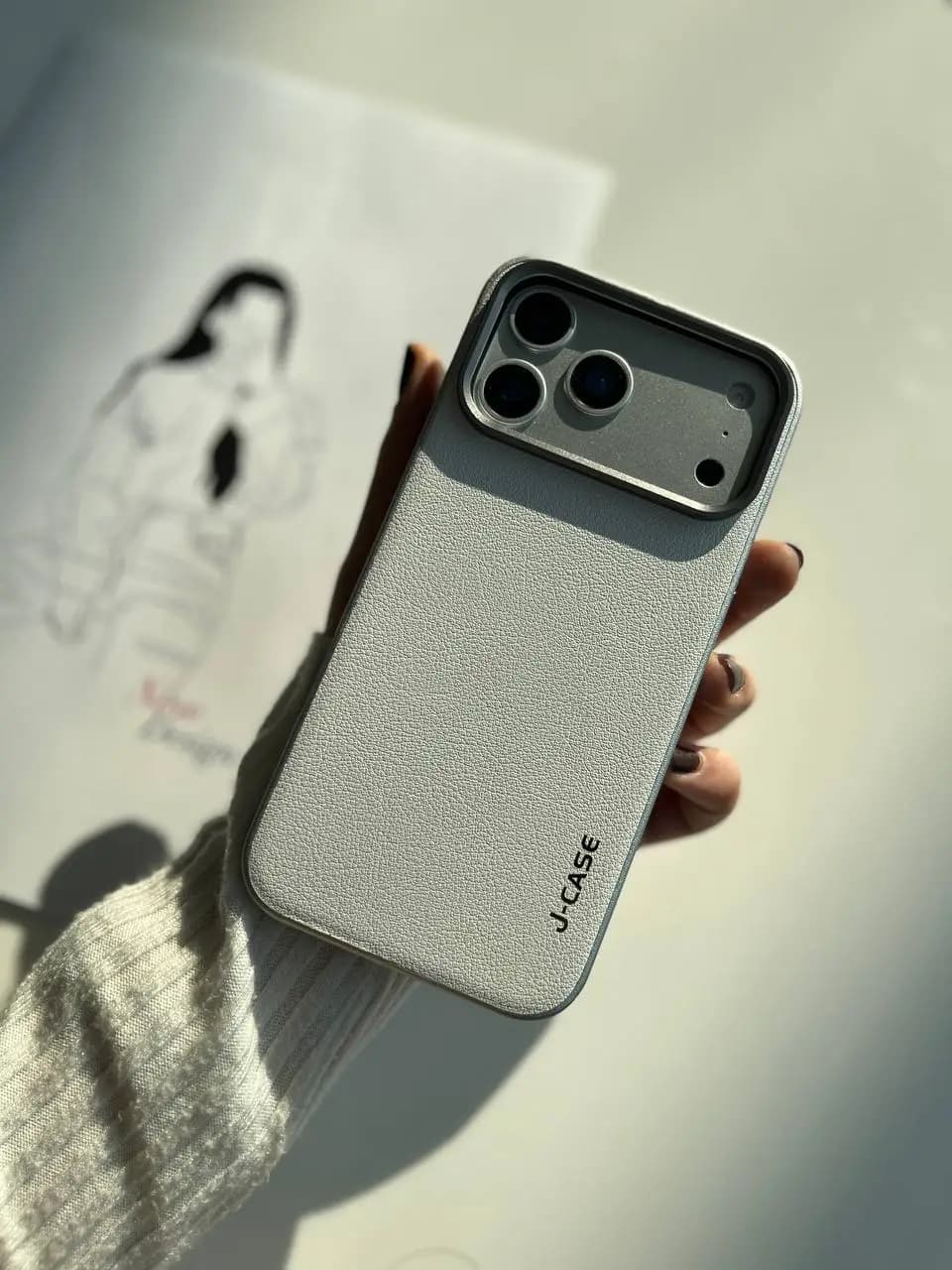 قاب چرم J-Case — تصویر ۲