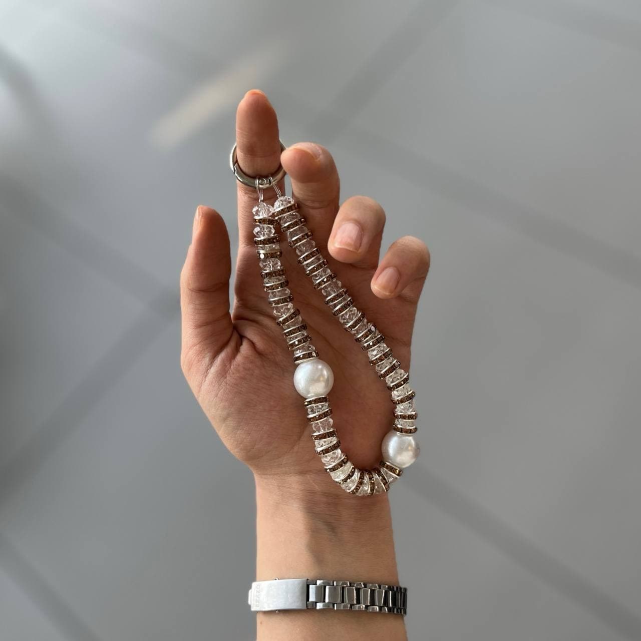 آویز گوشی نگین دار — تصویر ۴