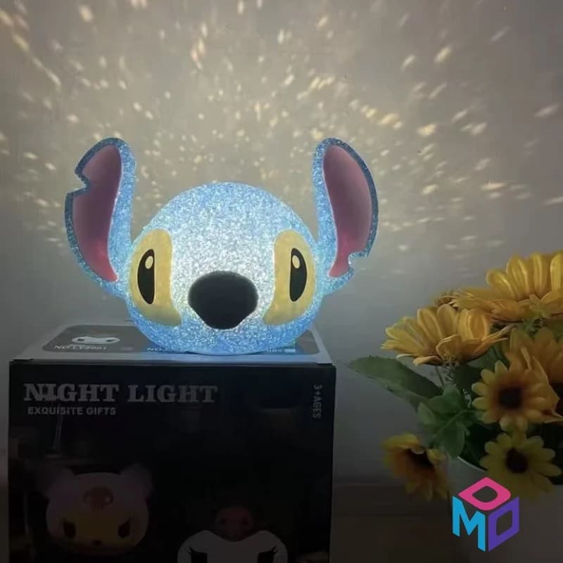 چراغ خواب رومیزی کودک طرح استیچ Stitch — تصویر ۲