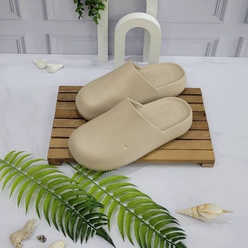 دمپایی و صندل پایون مدل اوزاکا نایکی — تصویر ۴