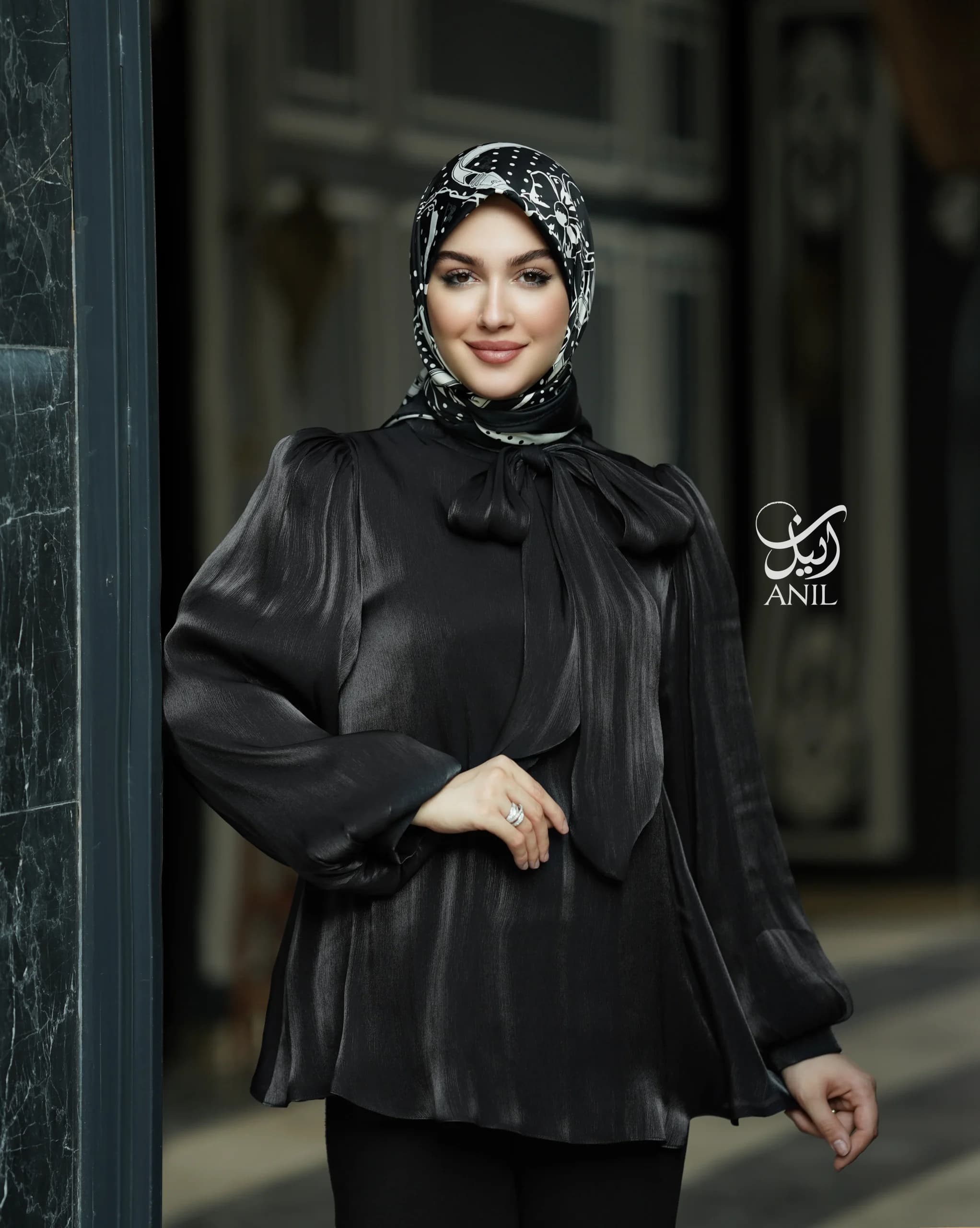 شومیز حریر ابریشم اماراتی رنگ مشکی