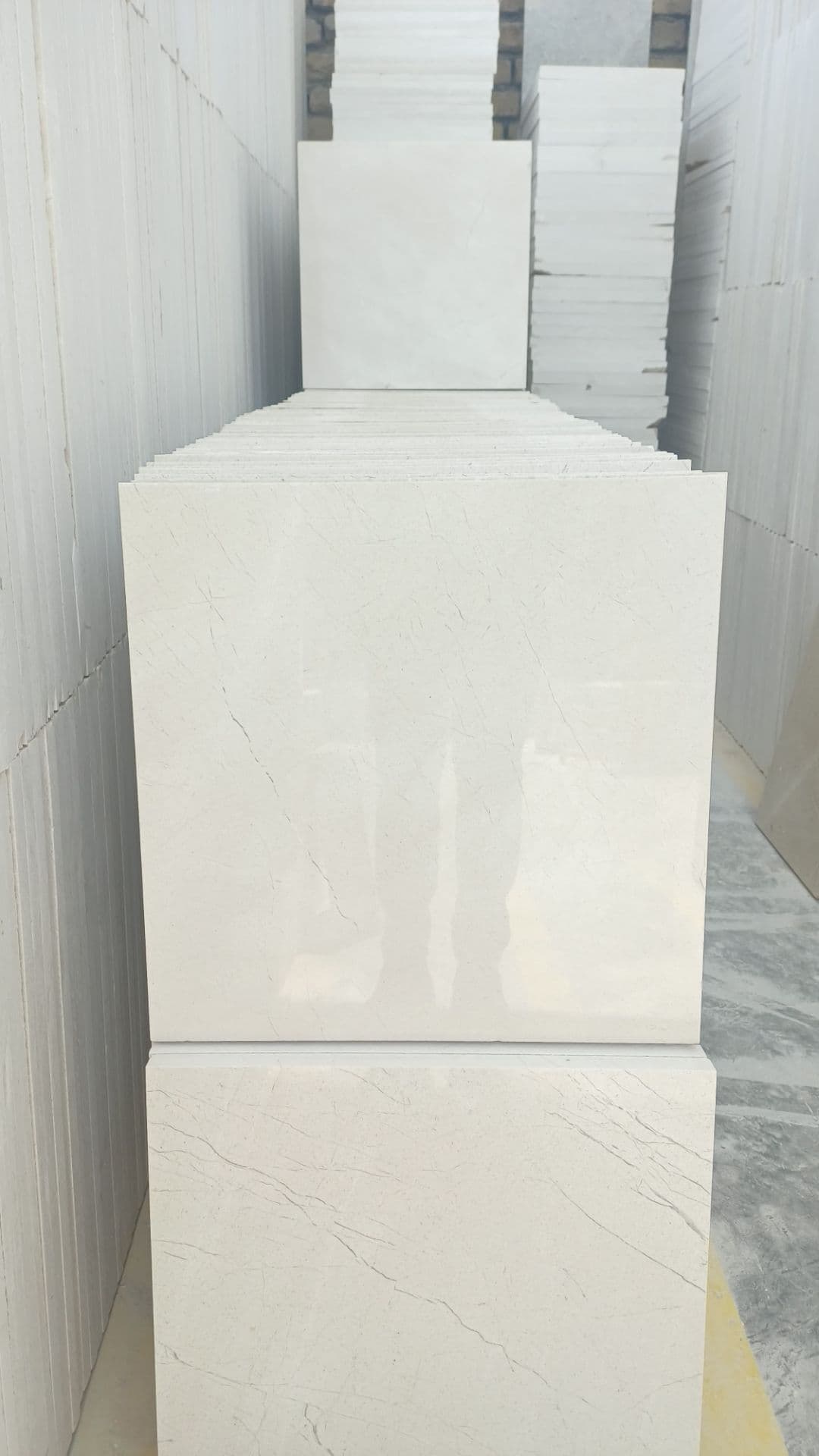 سنگ فرشی مرمریت هرسین کیفیت عالی 40*40 کد 713