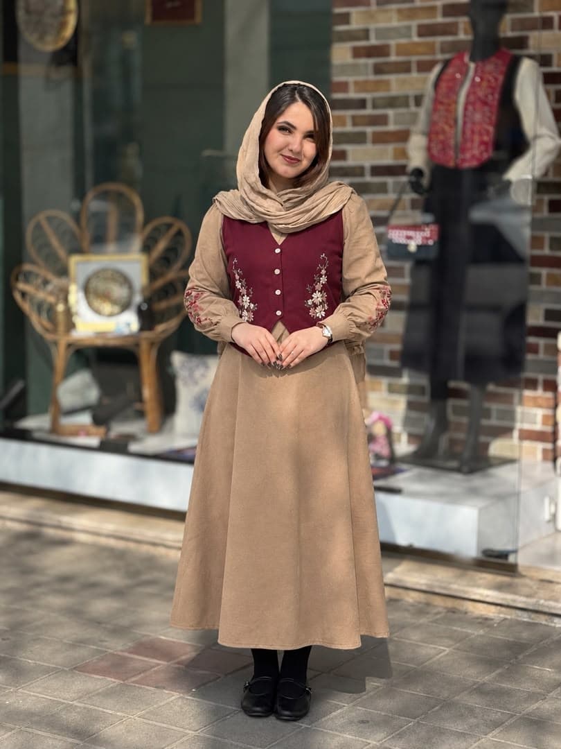 پیراهن جلیقه ترگل کبریتی نسکافه ای زرشکی