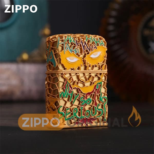 زیپو اصل طرح جوکر Joker Glow In The Dark — تصویر ۶
