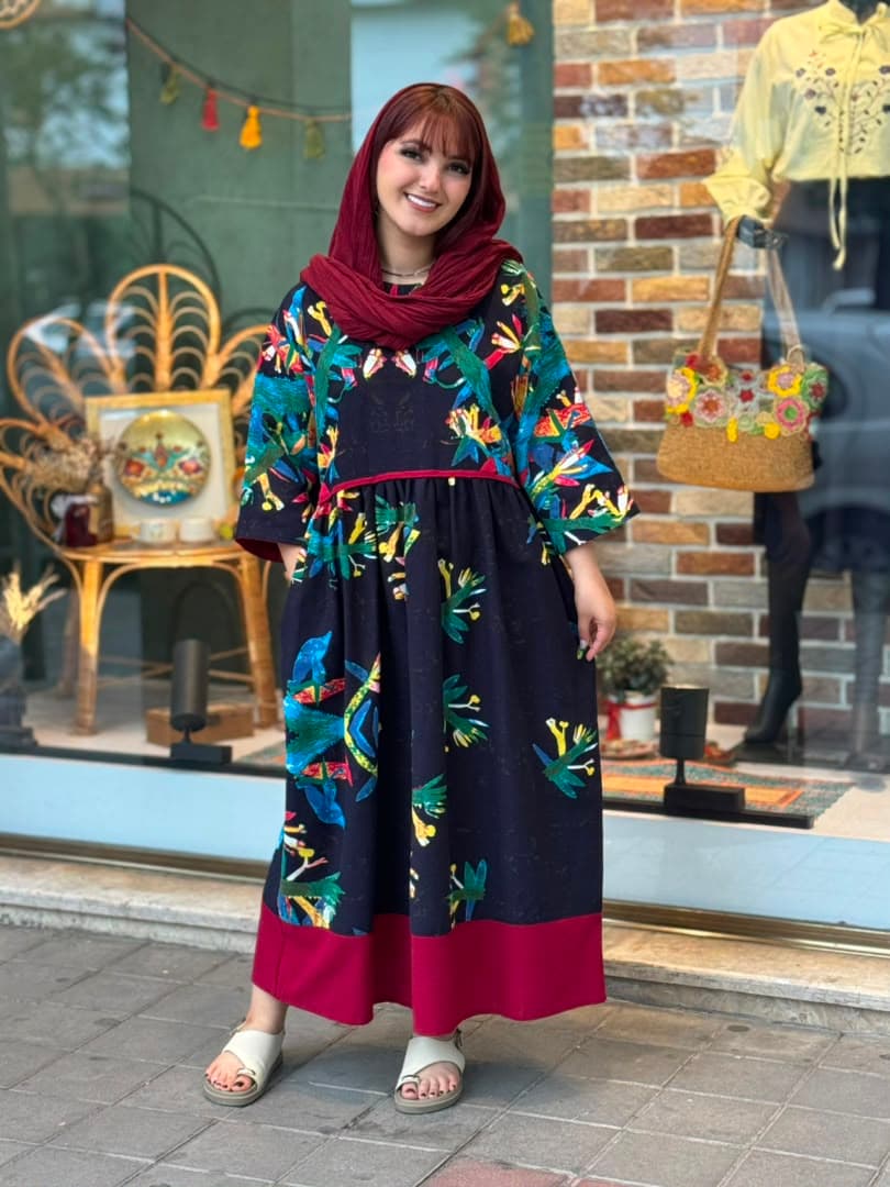 پیراهن نرگس مشکی آبی برگ رنگی — تصویر ۲