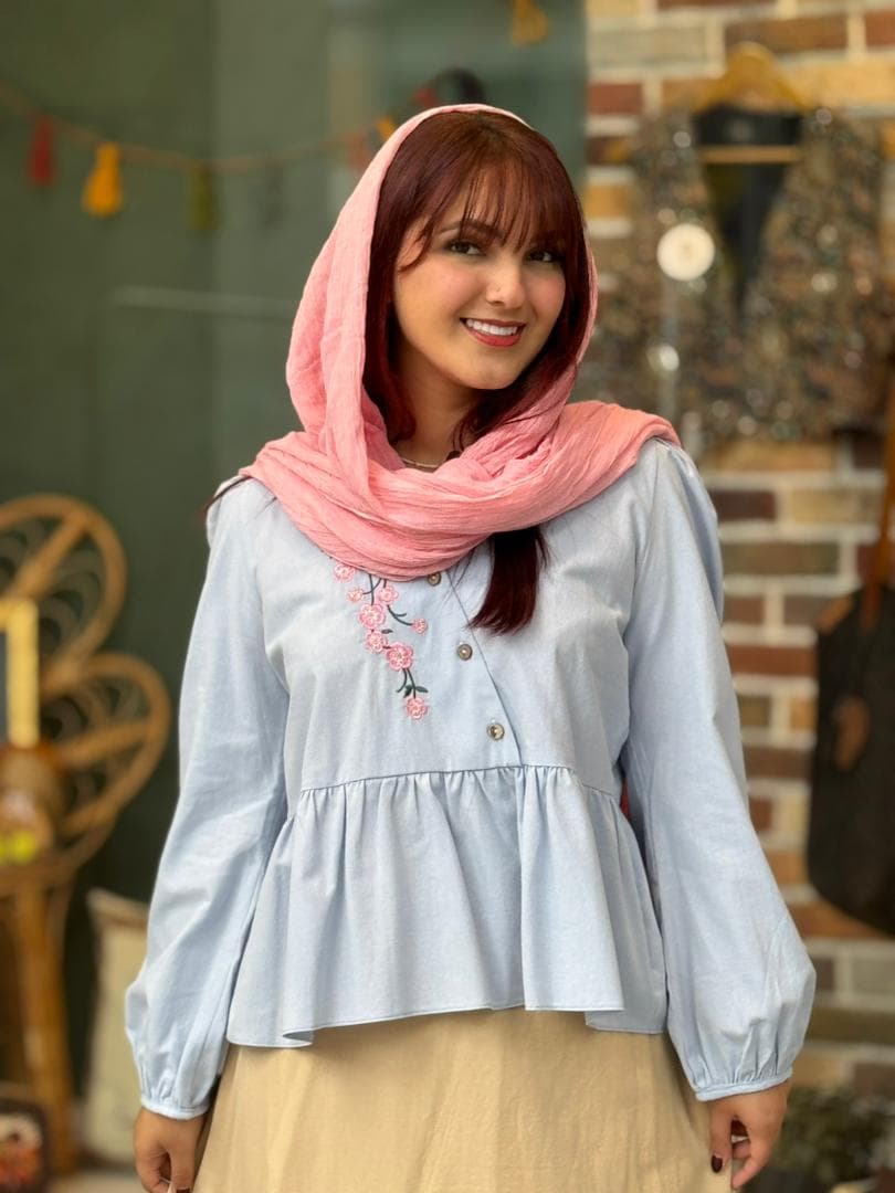 شومیز پیچک آبی — تصویر ۲