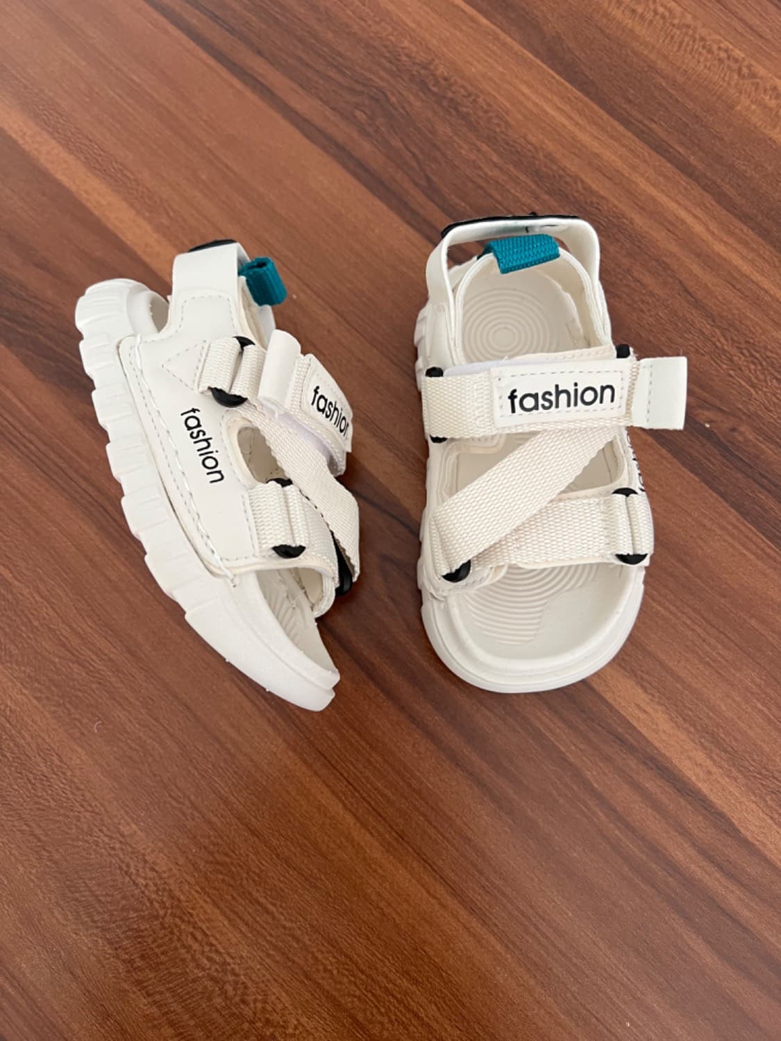 صندل طبی وارداتی fashion بچگانه 8805 — تصویر ۶
