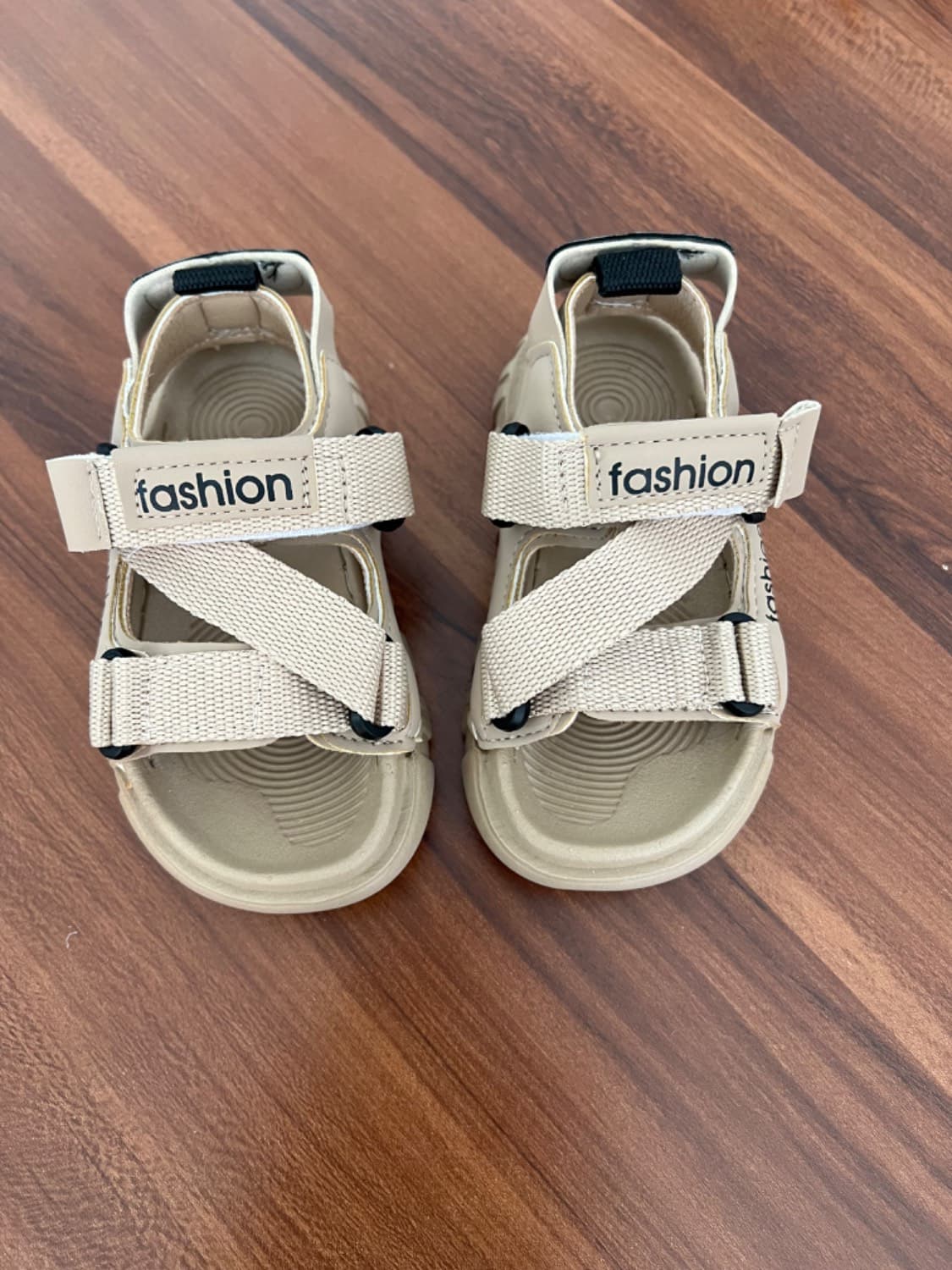 صندل طبی وارداتی fashion بچگانه 8805 — تصویر ۷