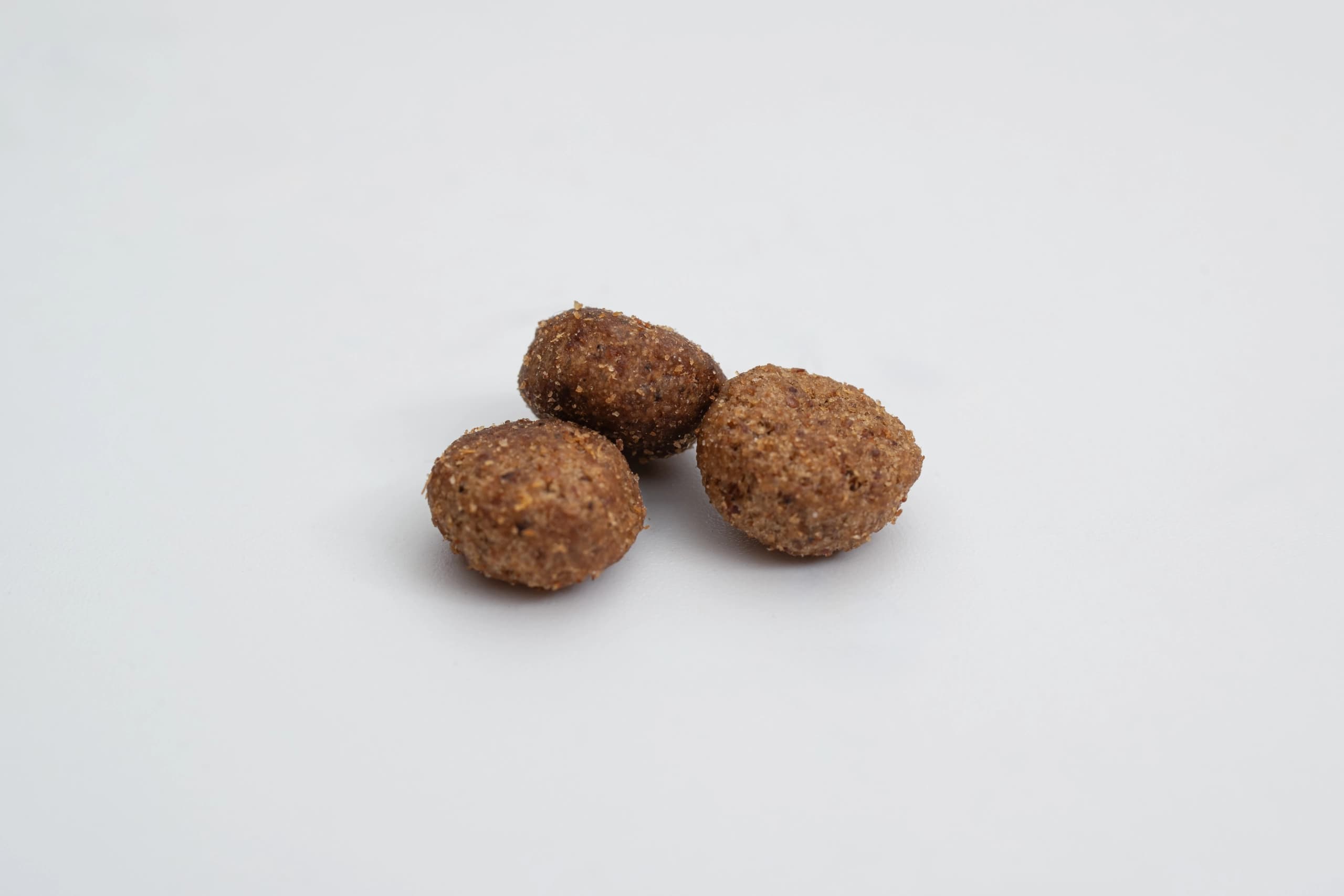 غذا خشک سگ عقیم شده Virbac |جثه کوچک و مینیاتوری | پروتئین مرغ و خوک | 1/5 کیلوگرم — تصویر ۵