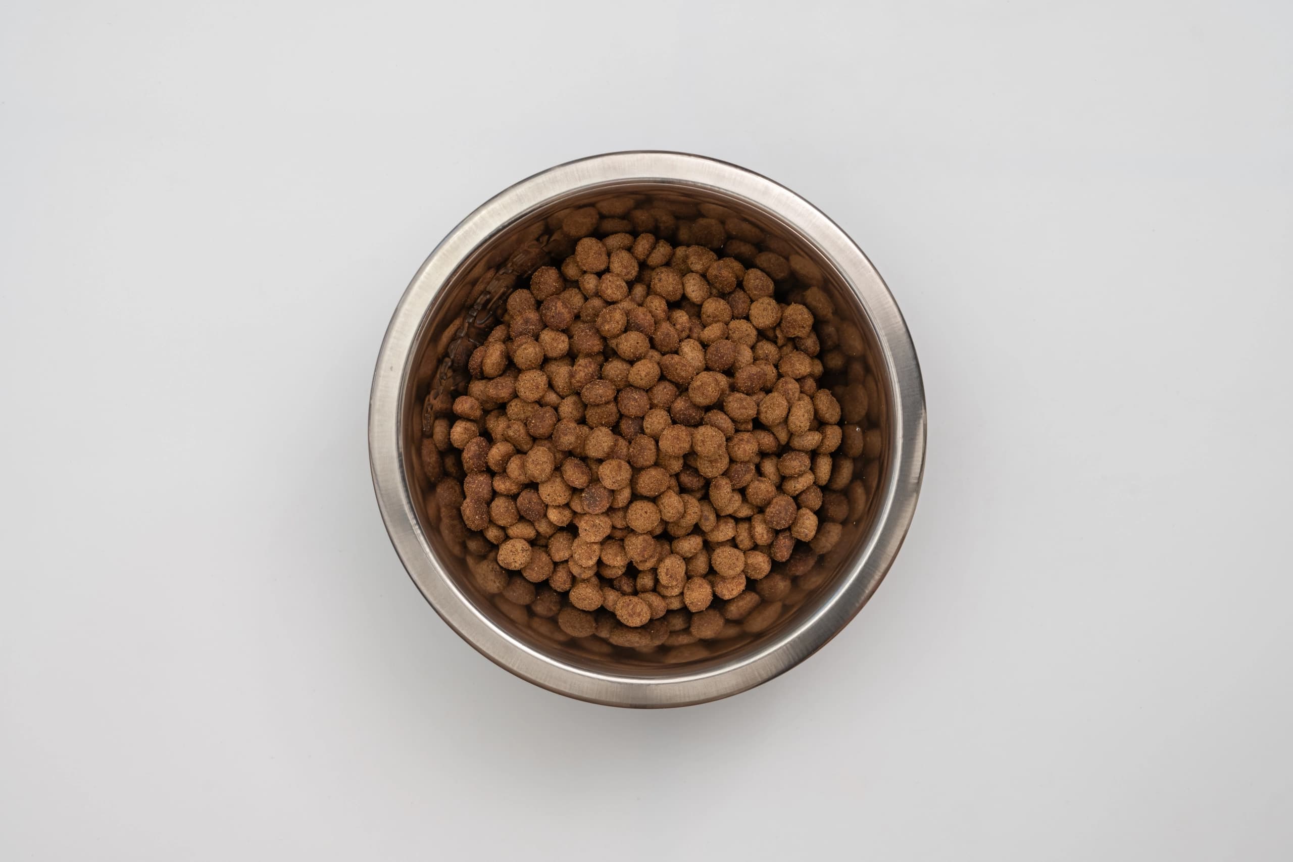 غذا خشک سگ عقیم شده Virbac |جثه کوچک و مینیاتوری | پروتئین مرغ و خوک | 1/5 کیلوگرم — تصویر ۴
