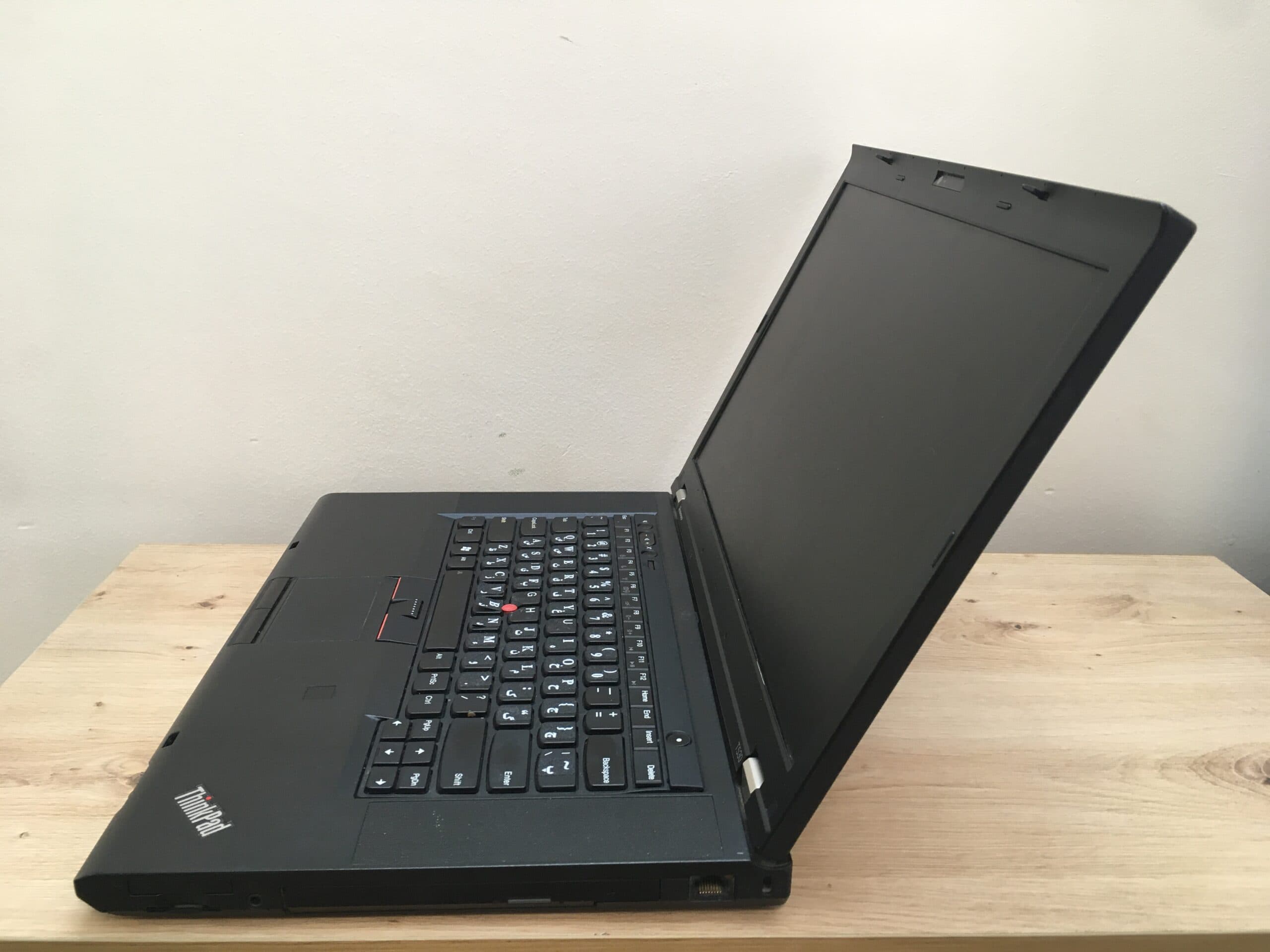 لپتاپ Lenovo Thinkpad T530 – رم 8 گیگ اس اس دی 256 گیگ — تصویر ۹
