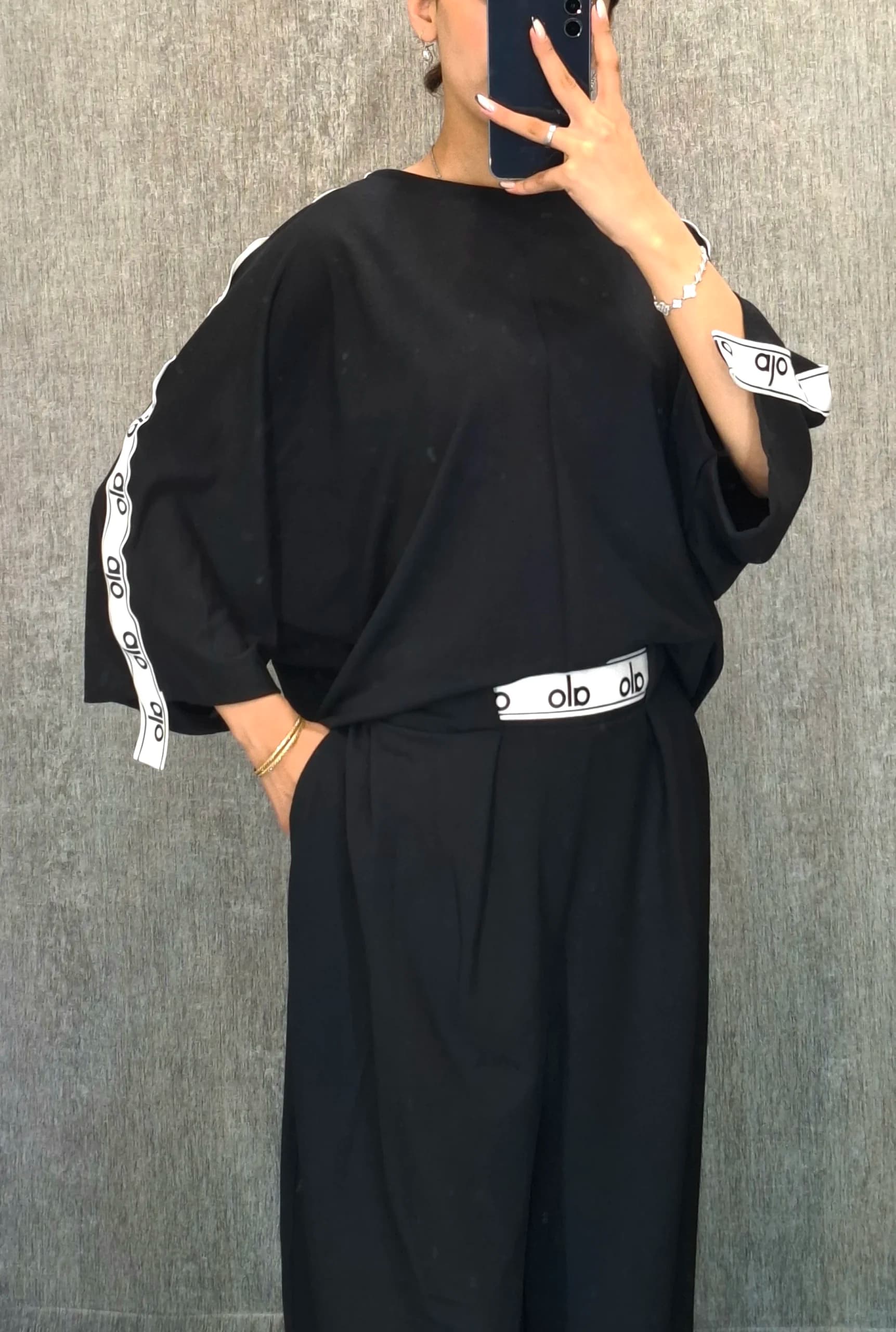ست تیشرت و شلوار ALO(زنانه) — تصویر ۵