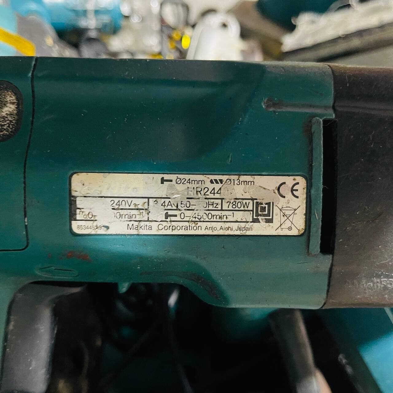 دریل بتن کن ماکیتا مدل hr2440 (استوک) — تصویر ۵