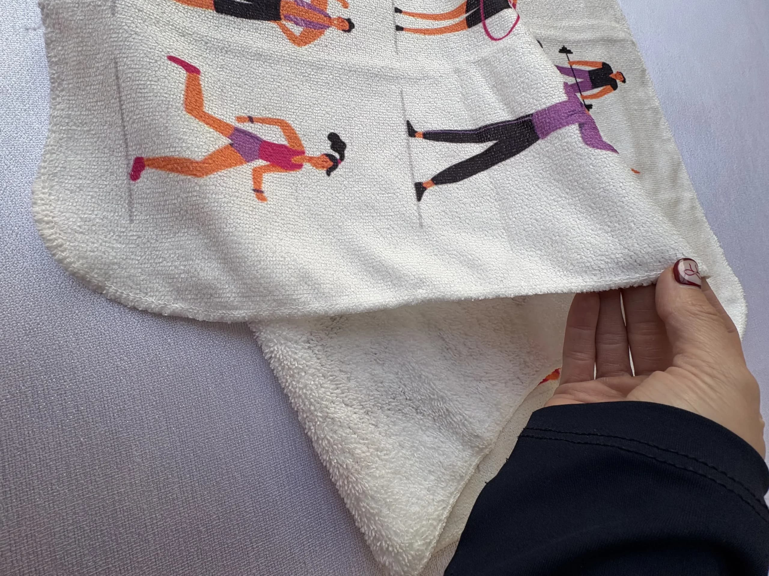 حوله باشگاهی طرح دار سایز 100 در 50 (کد 115) — تصویر ۴
