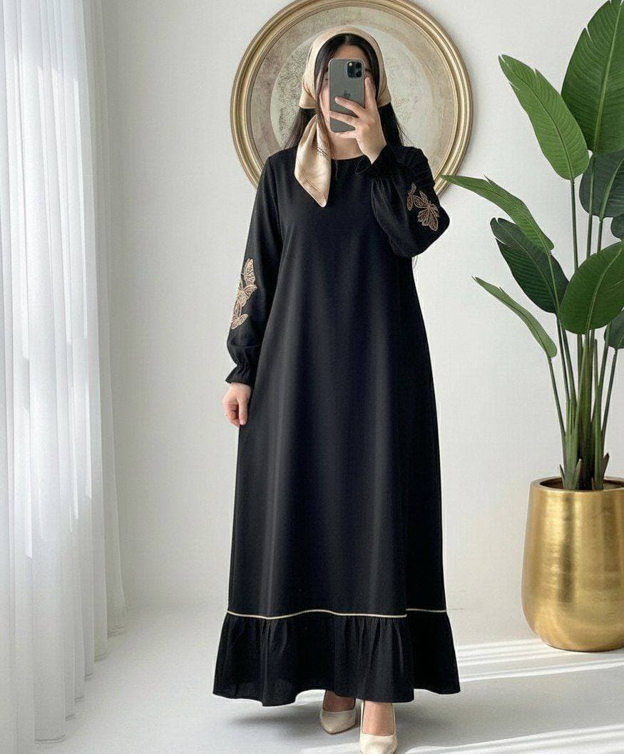 عبا پروانه جنس الیزه جک بلک گلدوزی — تصویر ۳