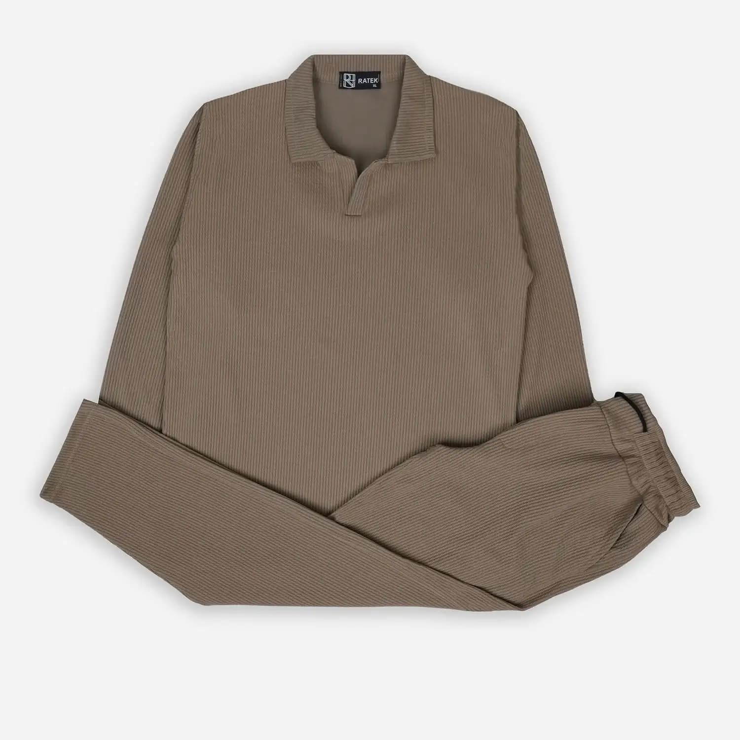 ست بلوز آستین بلند نیم یقه و شلوار کبریتی — تصویر ۲