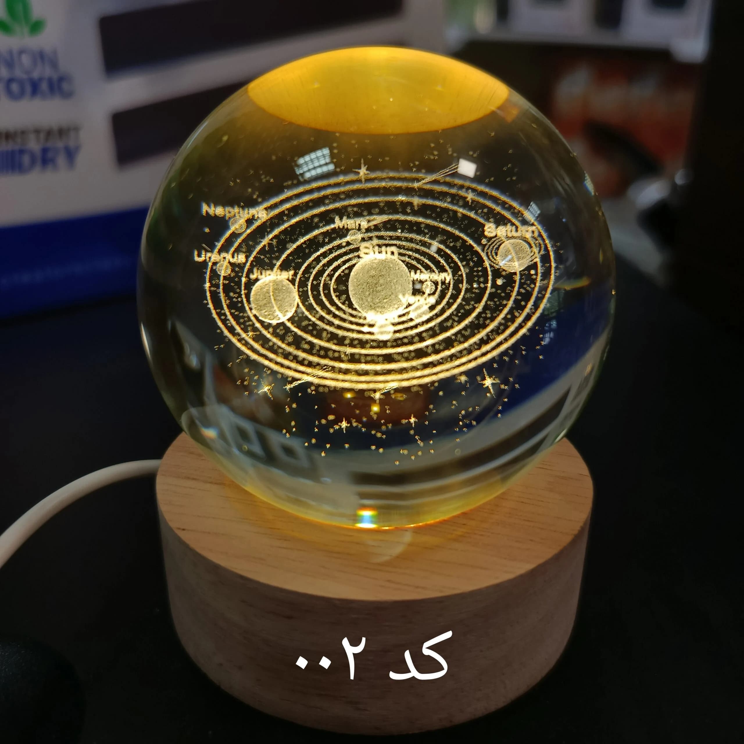 گوی شیشه ای پایه چوبی سایز 6 سانتی — تصویر ۲