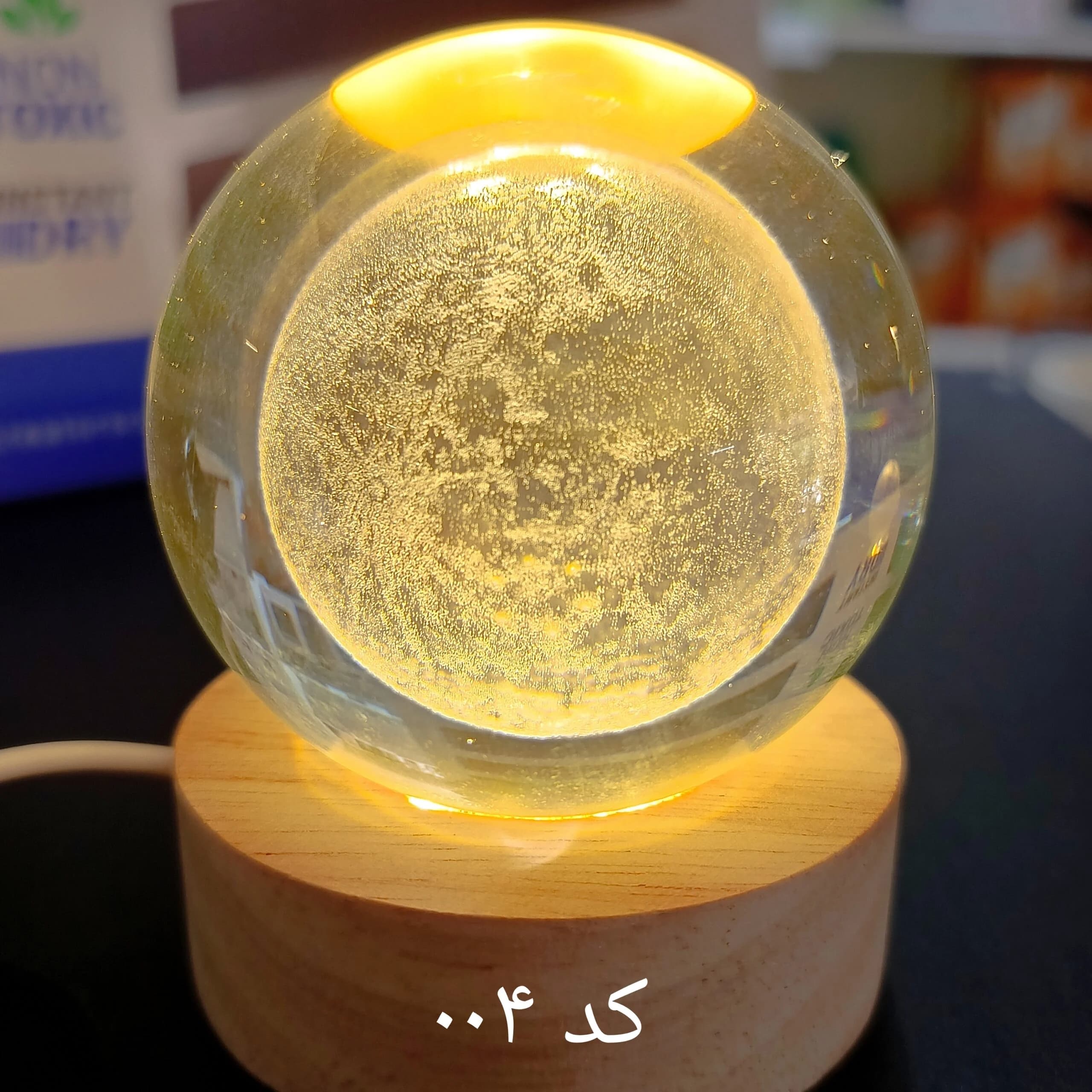 گوی شیشه ای پایه چوبی سایز 6 سانتی — تصویر ۴