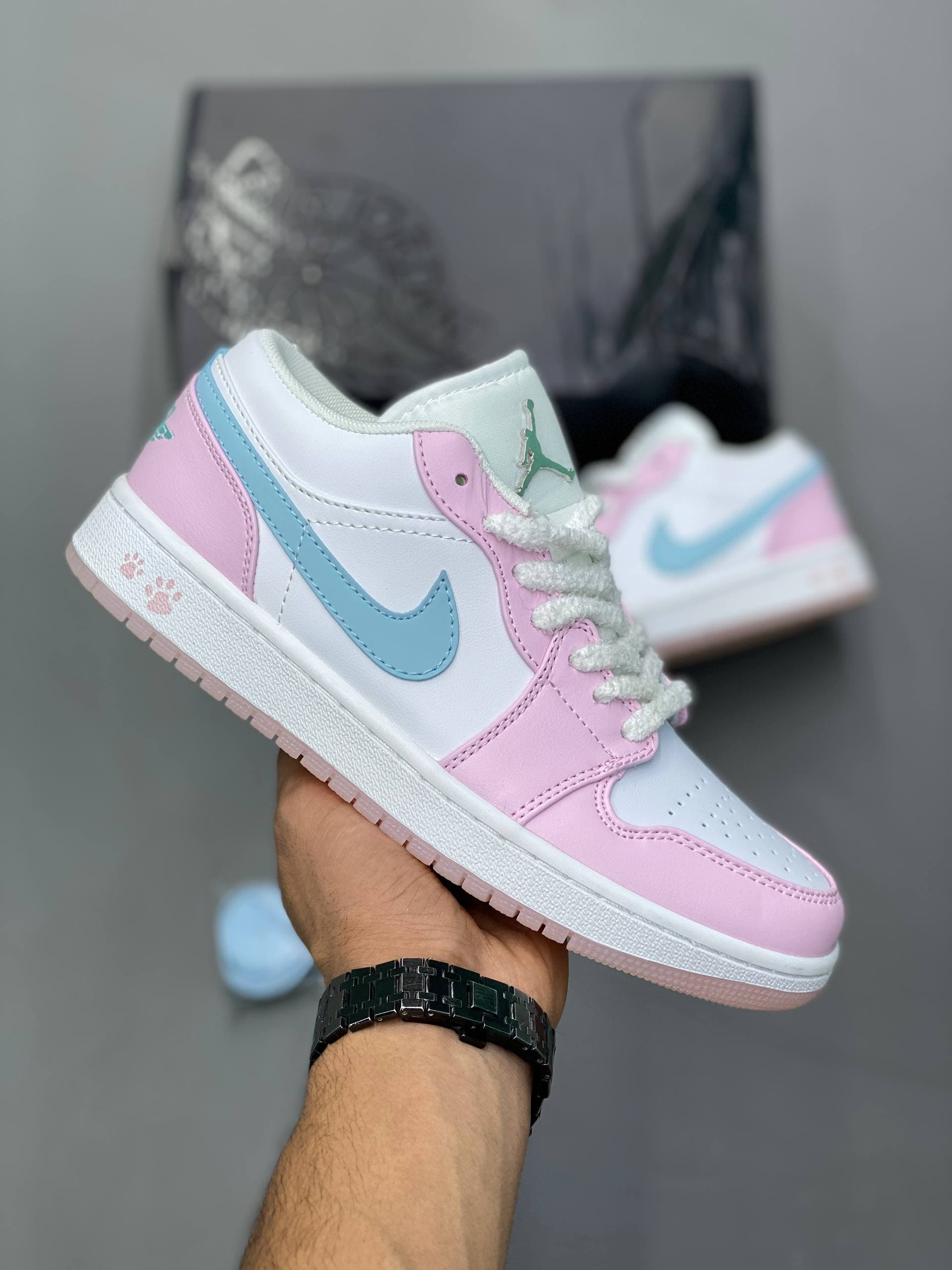 کتونی : مدل جردن وان Air Jordan) 1) ترکیب رنگ برای هر استایلی
