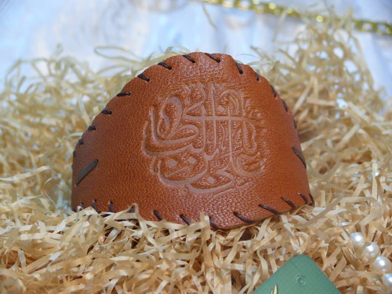 بازوبند چرمی گل نرگس کد 907