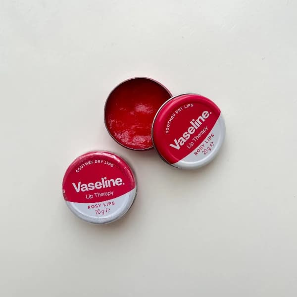 بالم لب وازلین مدل ROSY LIPS — تصویر ۲