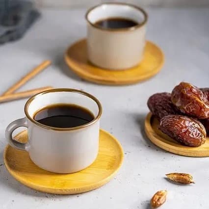 قهوه هسته خرما با طعم هل و میخک 100 گرمی — تصویر ۳