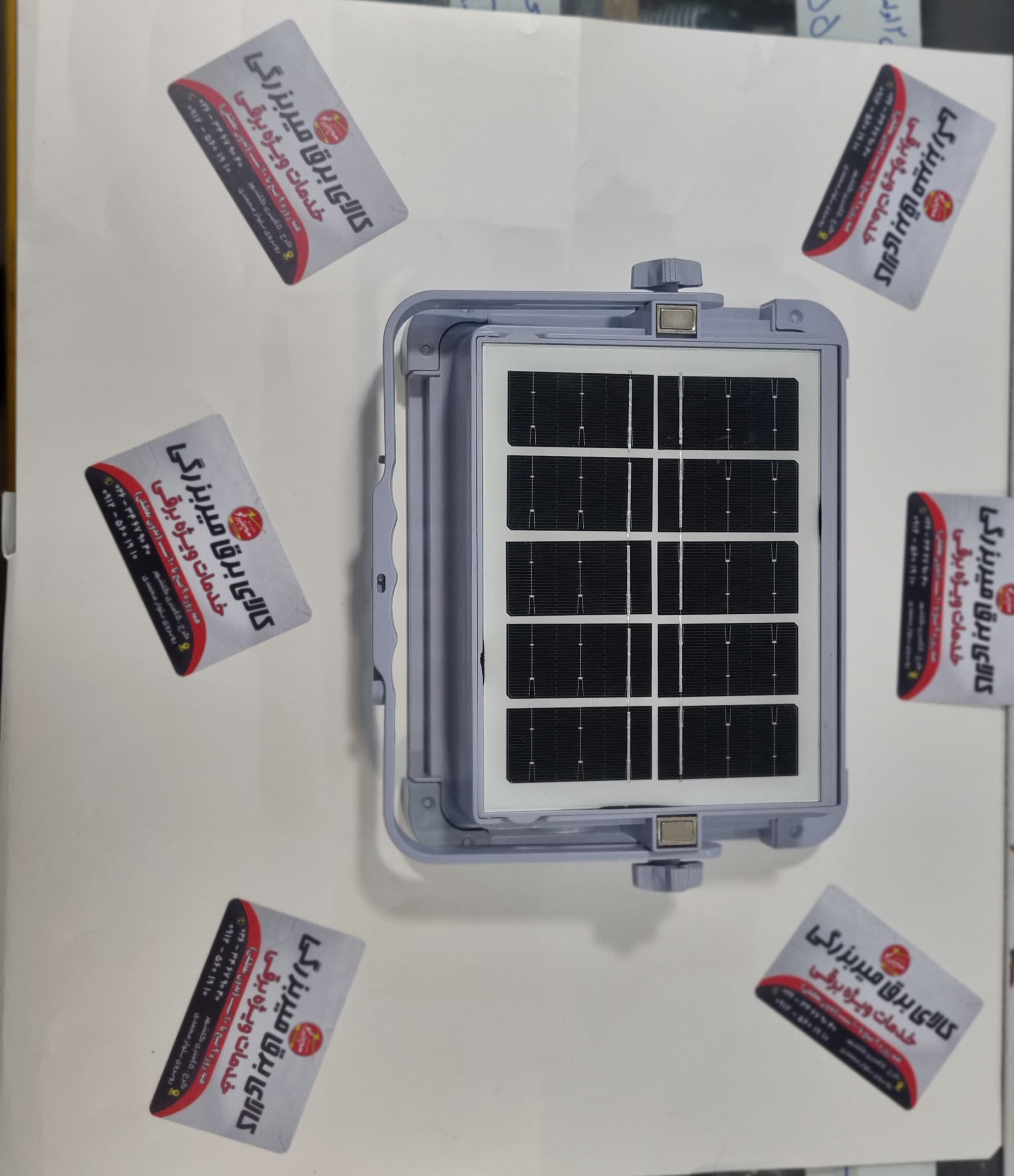 پروژکتور شارژی خورشیدی BIG SUN 200W — تصویر ۴