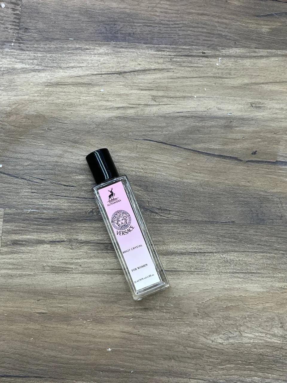 عطر الحمبرا ورساچ کریستال برایت ۳۵ میل — تصویر ۳