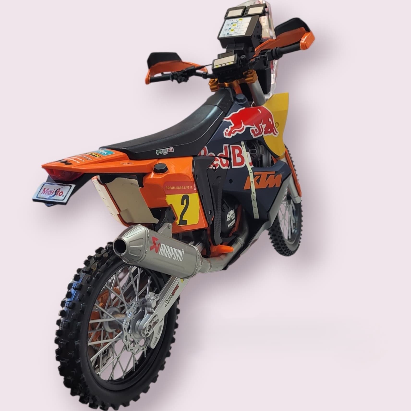 ماکت مایستو مدل موتور کراس کی تی ام 450 ردبول (KTM) مقیاس 1/6 — تصویر ۵