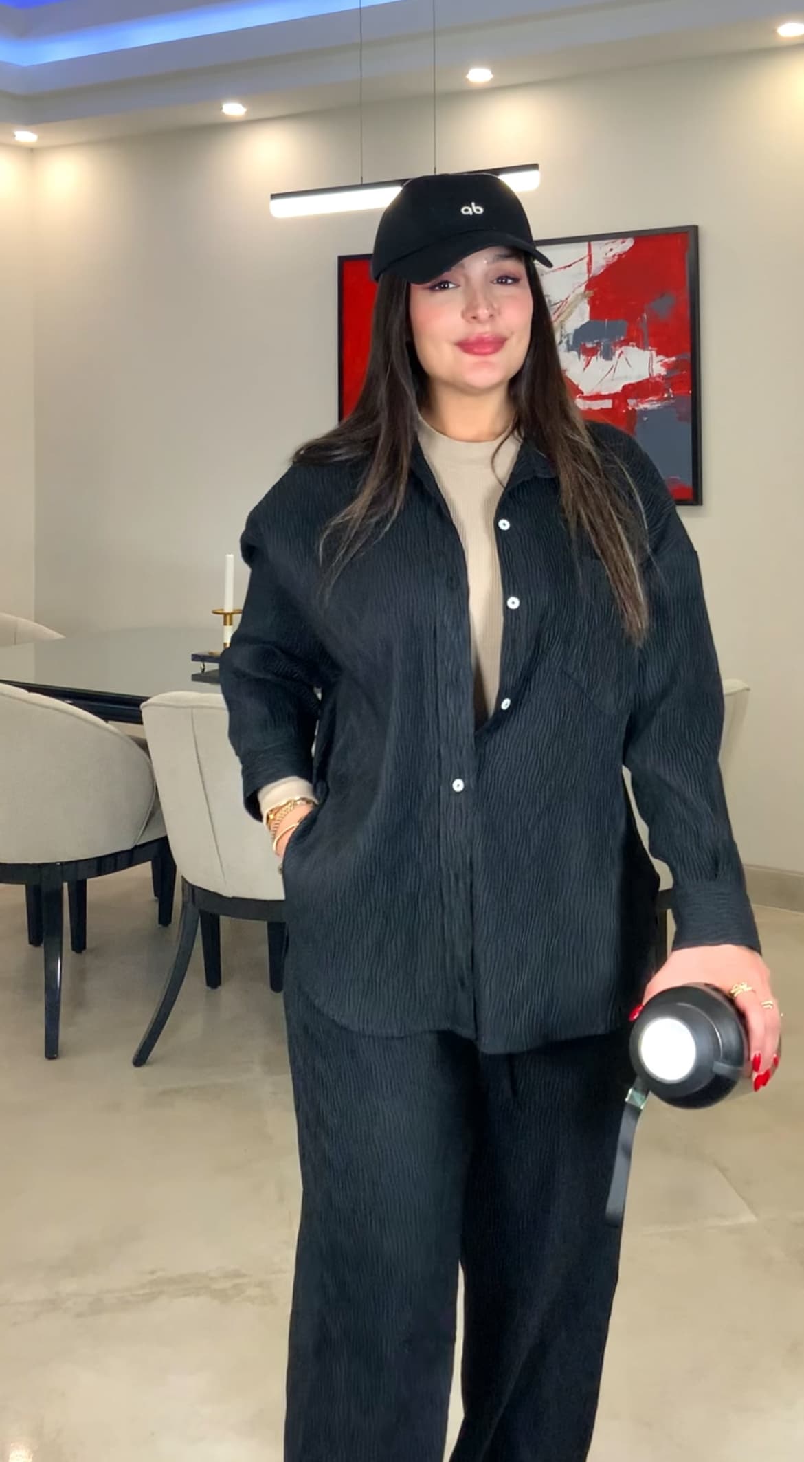 شلوار زنانه پلیسه کرم مدل زارا پلی — تصویر ۴